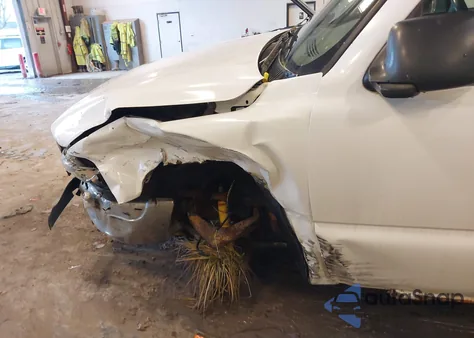 2002 GMC Sierra 2500Hd Standard from USA, damaged, VIN 1GTHC24U72Z180644